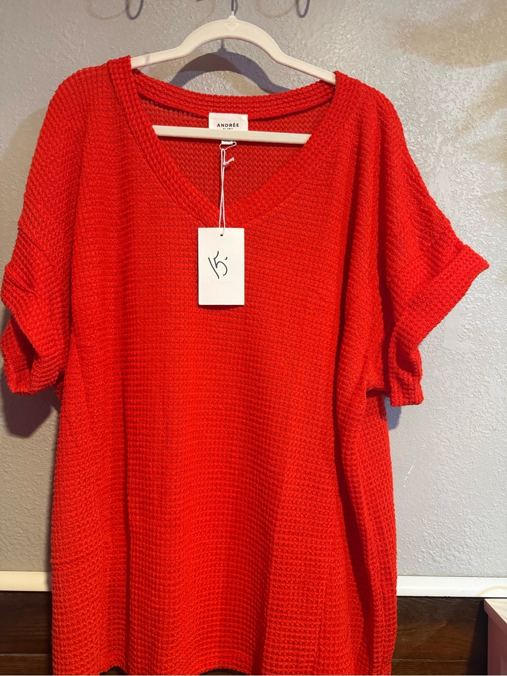 Zenana Outfitters Red Knit V-Neck Short Sleeve Top